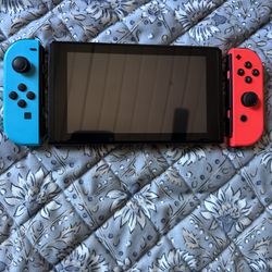 Nintendo Switch HAC-001 Console Black with Neon Red & Blue Joy-Con Wi-Fi (read) 
