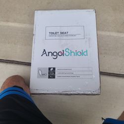 TOILT SEAT COMFORTABLE SAFETY