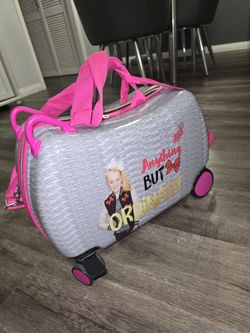 Ride On Jojo Siwa Anything But Ordinary Original
Luggage 