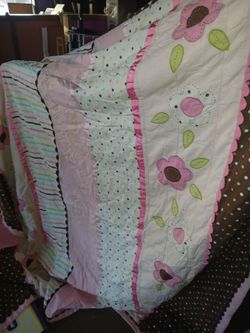 Girls bedding and 2 shams