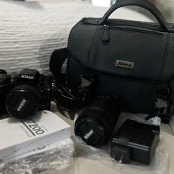 NIKON Camera D7200 DSLR Dual Zoom Lens Kit 