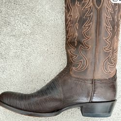 Men's Western Cowboy Boots Size 9.5, authentic lizard leather