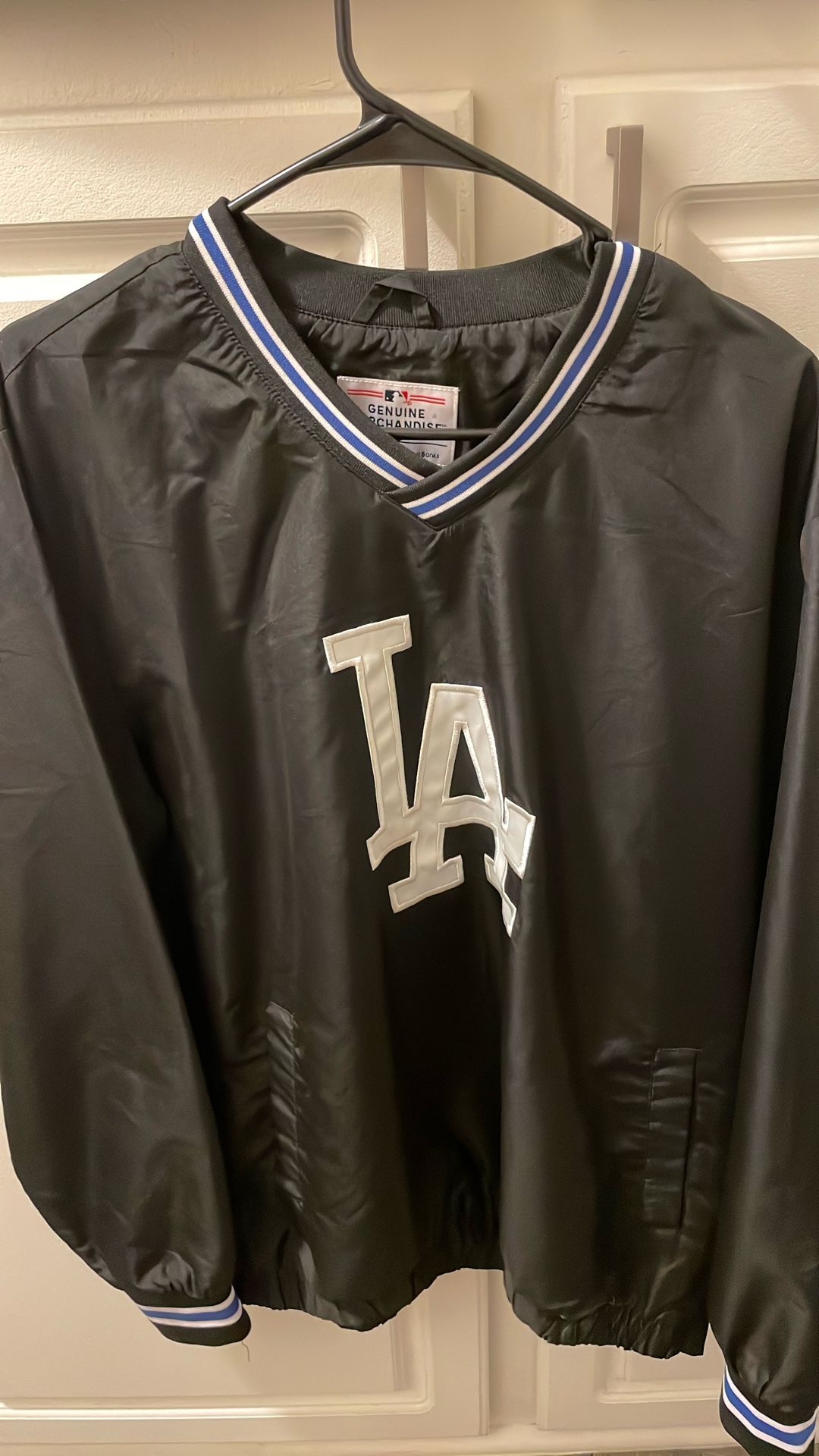 La dodgers windbreaker jacket