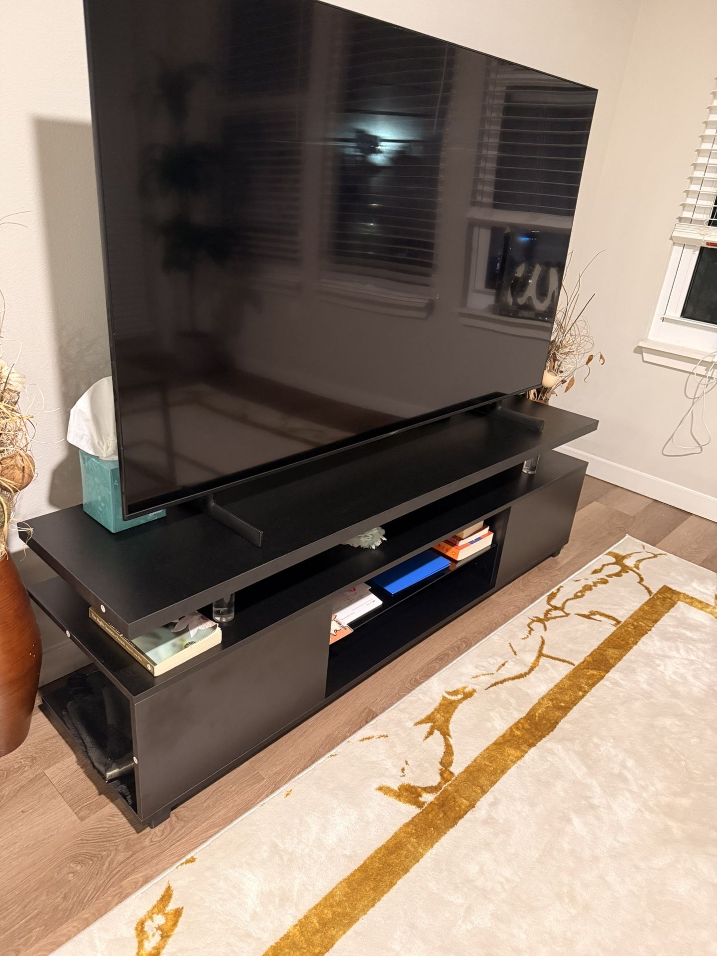 Led Tv Stand (already Assembled ) 