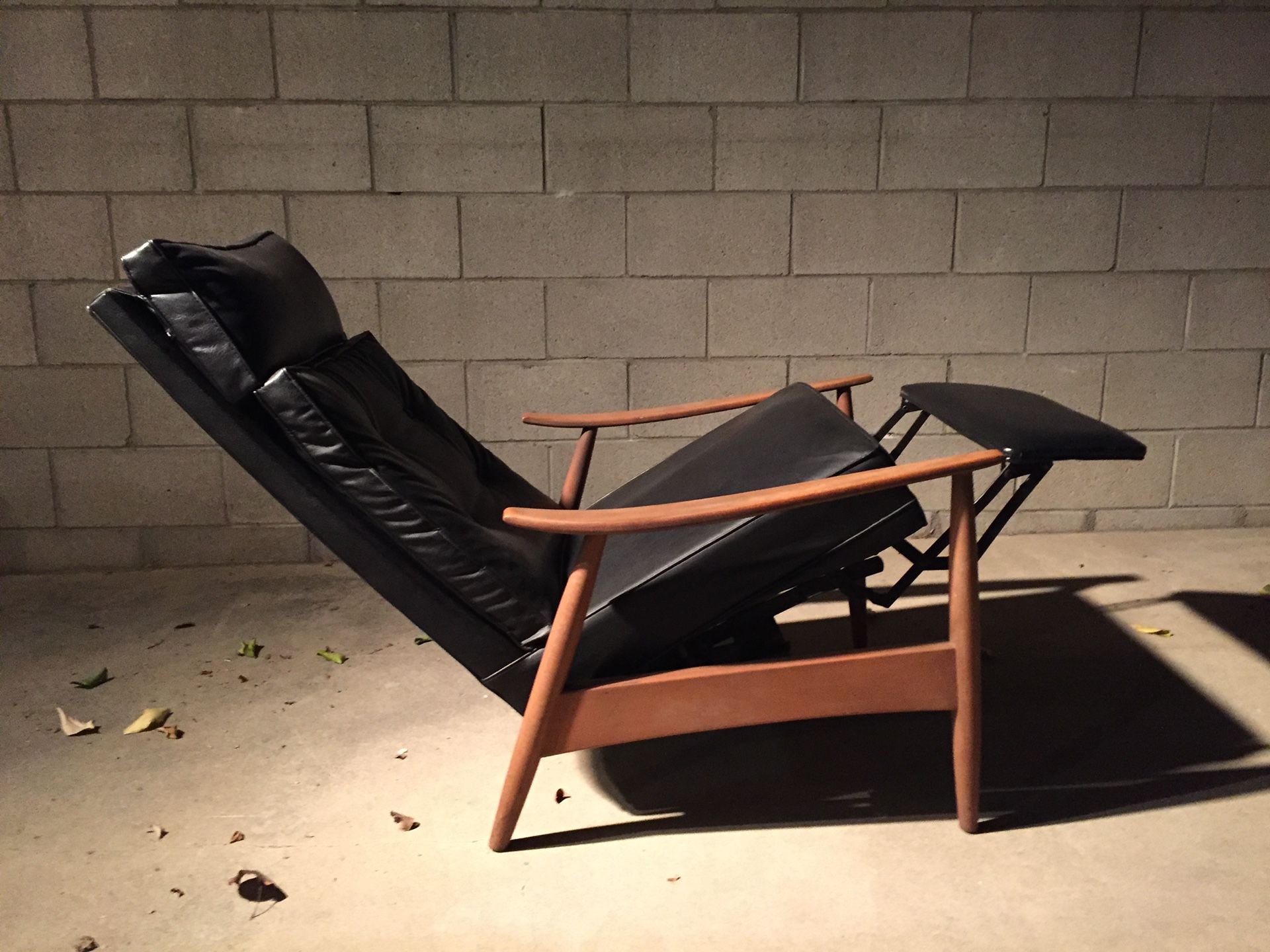 Milo Baughman James Inc Recliner Chair