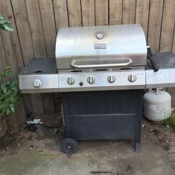 4 Burner Gas BBQ With Side Cooker
