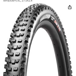 MAXXIS Dissector Mountain Bike Tire