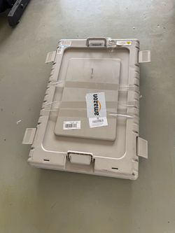 Dog crate