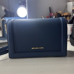 MICHAEL KORS CHAIN BAG