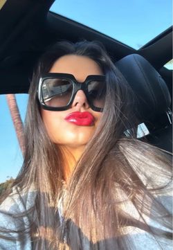 FENTY BEAUTY by RIHANNA💕💋💄Gloss Bomb🍒 HOT CHERRY 🍒 “HEAT” Universal Lip Luminizer + Plumper💋💕
