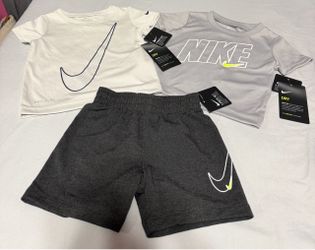 12M Nike Toddler Boys Dri Fit T-Shirt and Shorts Set with additional T-Shirt (New)