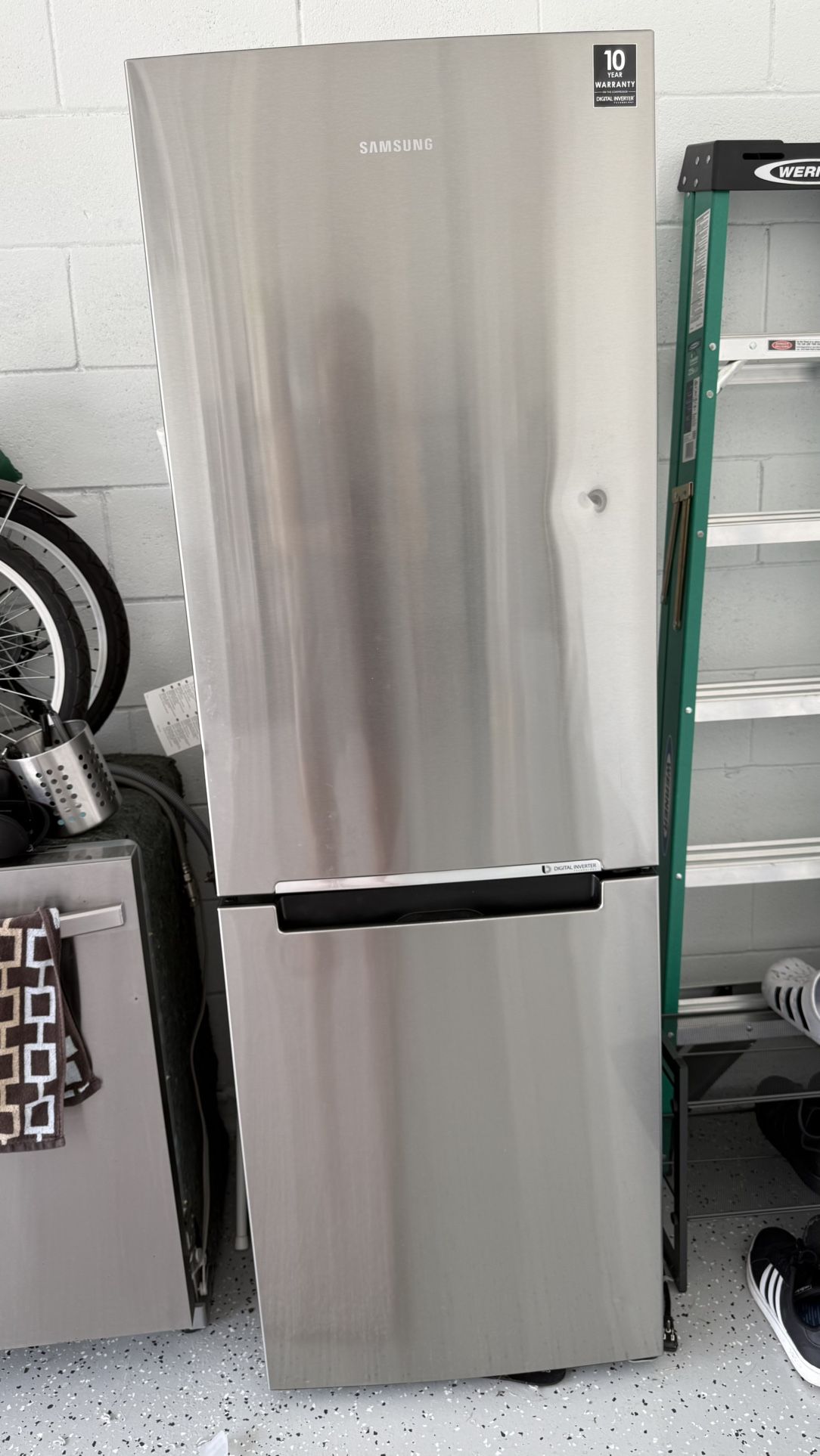 Samsung 11.3 cu. ft., 24" Bottom Freezer Refrigerator RB10FSR4ESR