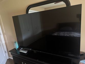 TCL 60”inch TV