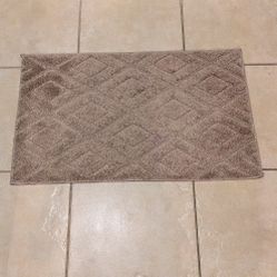 Mohawk Home Quick Dry Bath Rug, Diamonds, Linen, 21x34