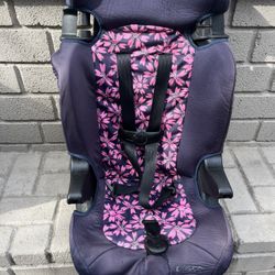  Car seat 
