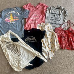 BEST OFFER! Lot of 7 NEW Fun Casual Tops/Tees, Size M