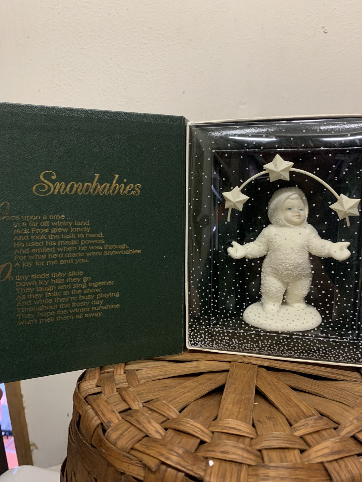 Snowbabies “Look What I Can Do” Nineteen Ninety Two To Nineteen Ninety Six