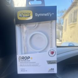 OtterBox iPhone 16e, 16, 15, 14, & 13 Symmetry Series+ Case - Clear, Ultra-Sleek, Snaps to MagSafe, Raised Edges Protect Camera & Screen