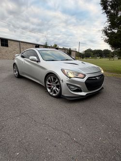 2013 Hyundai genesis coupe  3.8 track coupe 2D