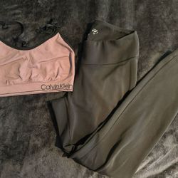 Calvin Klein Sports Bra & Black Yoga Pants Size Medium 