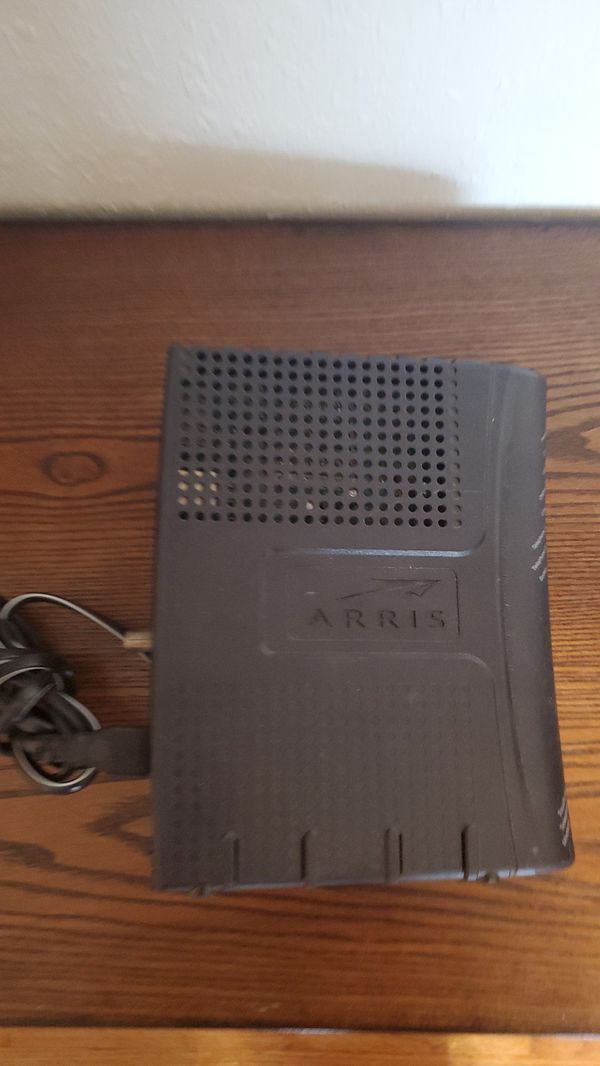 Arris Modem Works great comes with powe cable