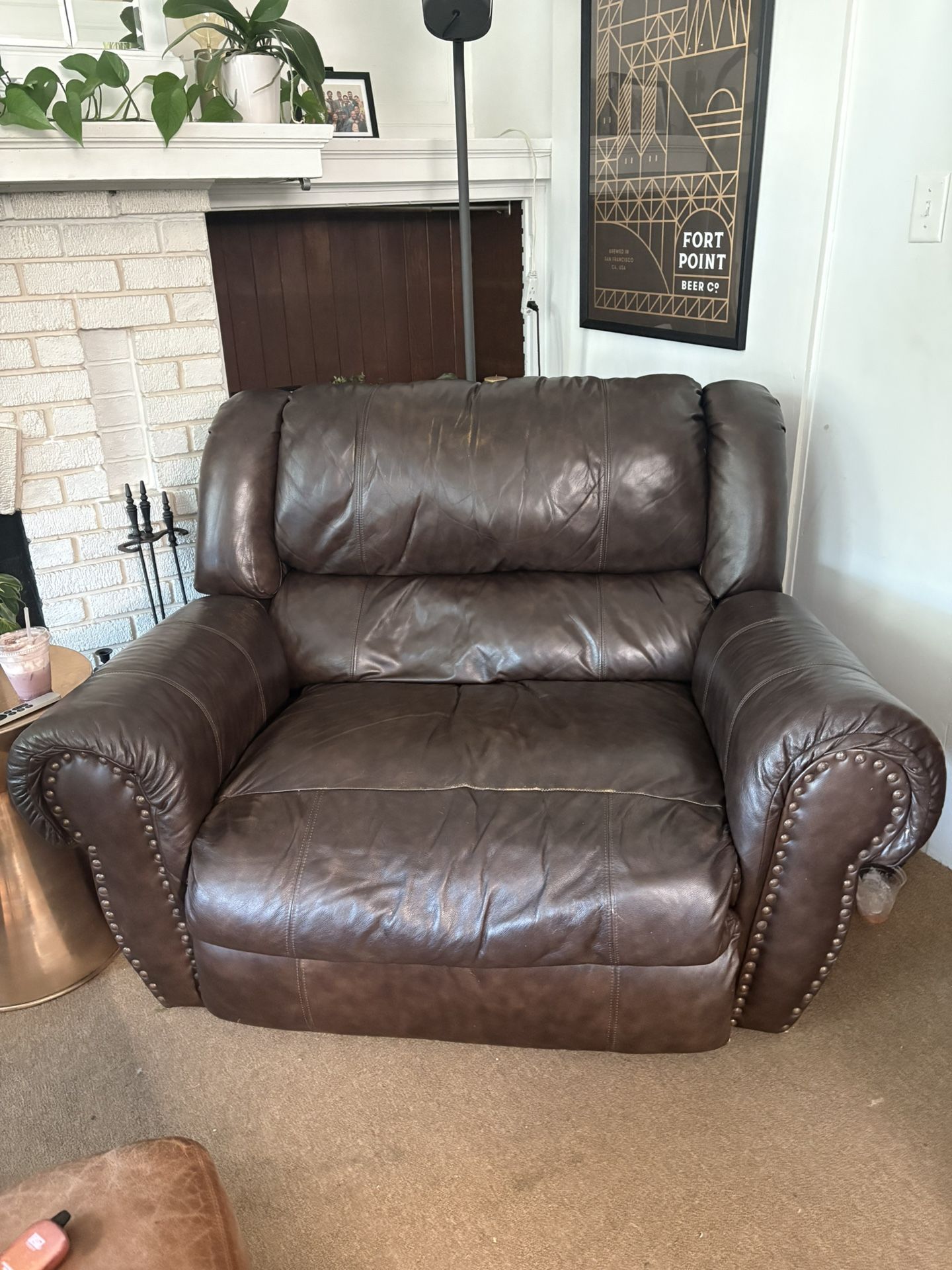 Extra Wide Leather Chair