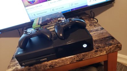 Xbox one 500gb like new