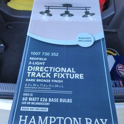 Brand New Directorial Ttrack Light. $50 Pickup In Oakdale Or Riverbank 