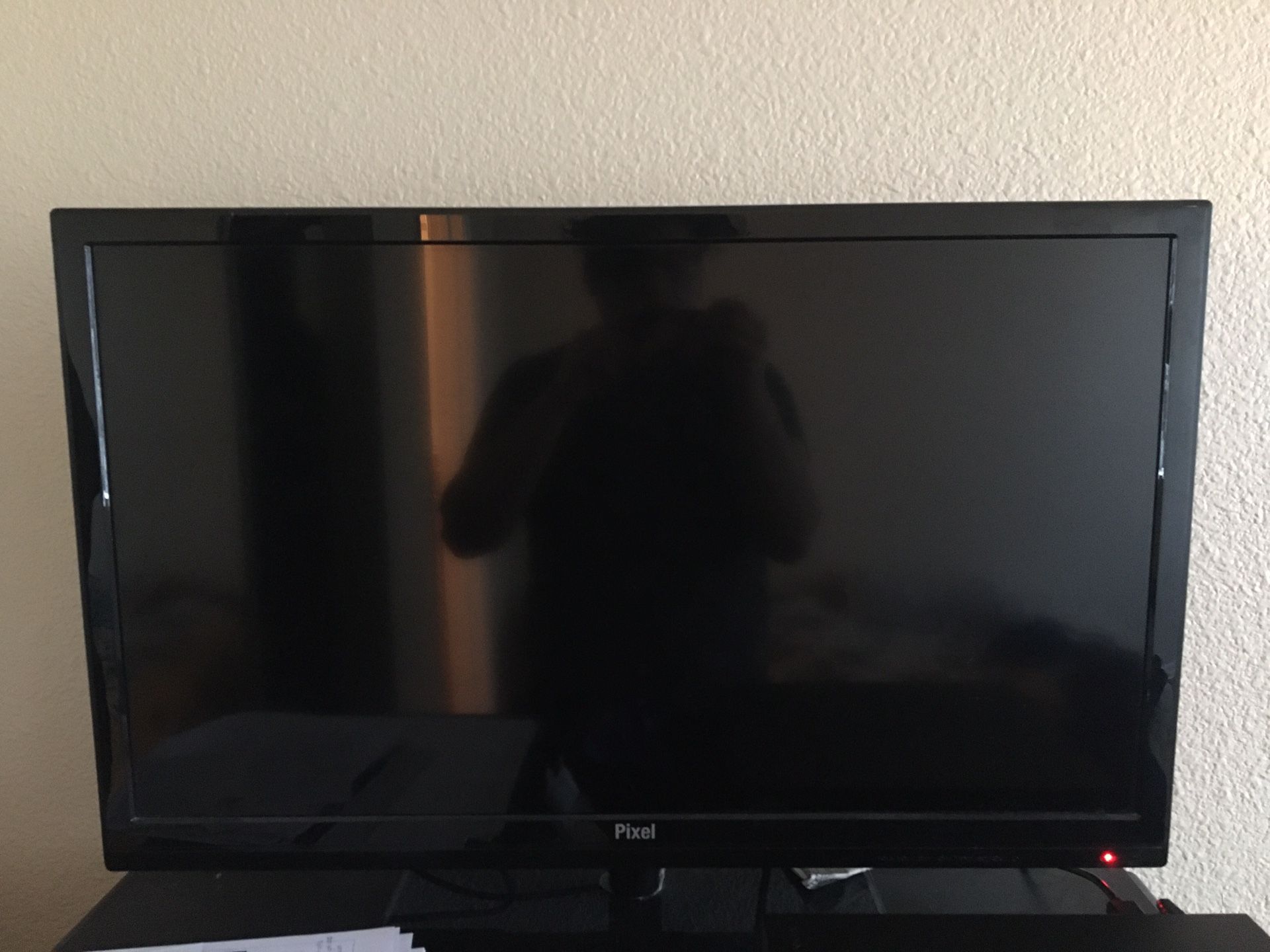 Pixel 32” led flatscreen Tv