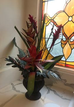 Artificial Flower Arrangement Pot for trade or purchase