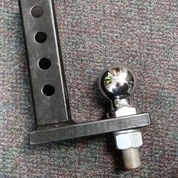 Ball hitch