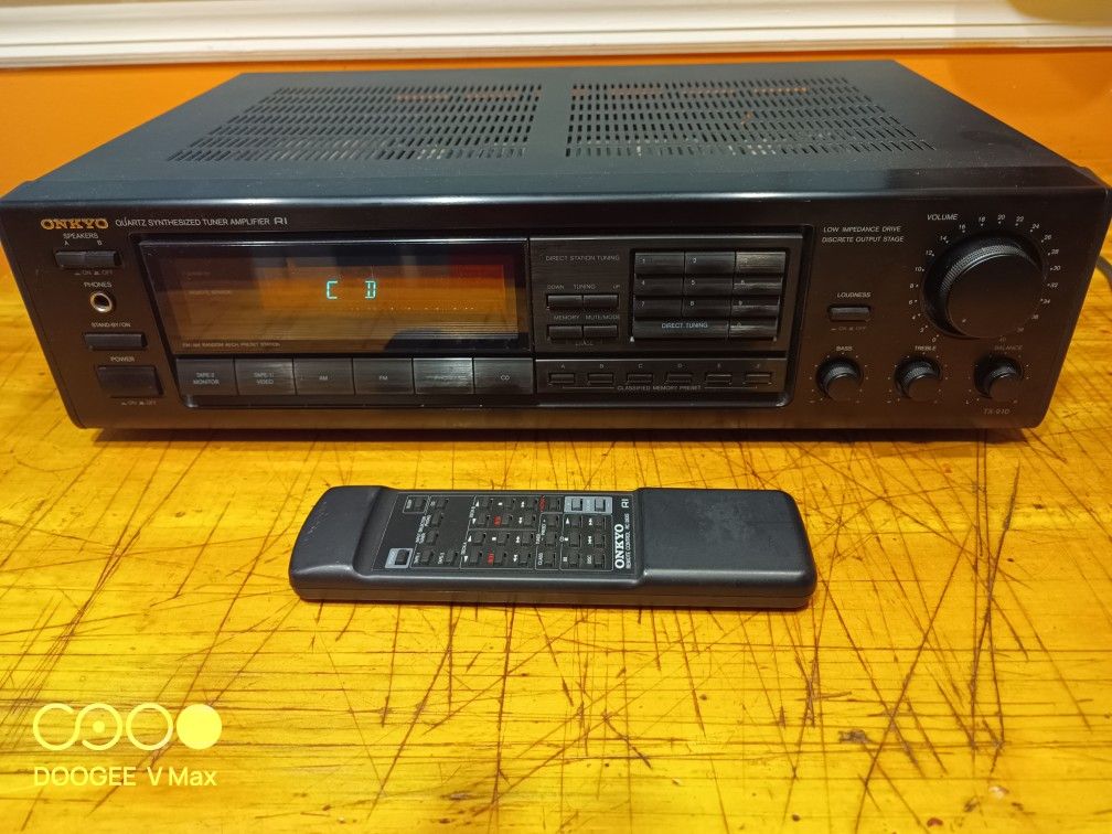 Onkyo R1 TX910 Receiver With Original Remote