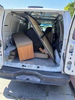 Free Furniture Mov