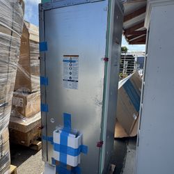 Brand New Thermador Freedom 30 Inch Wide 16.8 Cu. Ft. Energy Star Rated Column Refrigerator with WIFI Model: T30IR905SP 