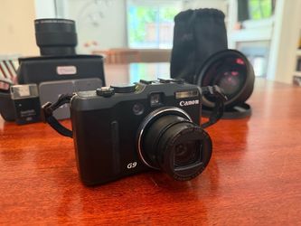 CANON G9 PowerShot + Wide angle lens (WC-DC588 0.75x)