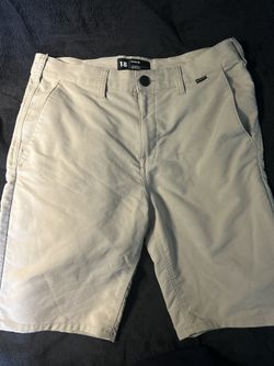 Hurley Size 18 Short, Tan