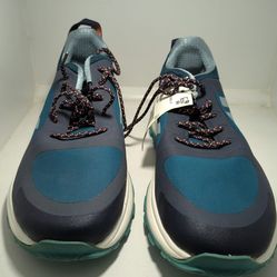 Adidas Women’s Size 9