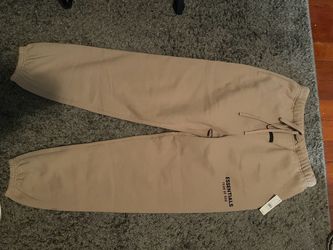 Men’s essential sweatpants