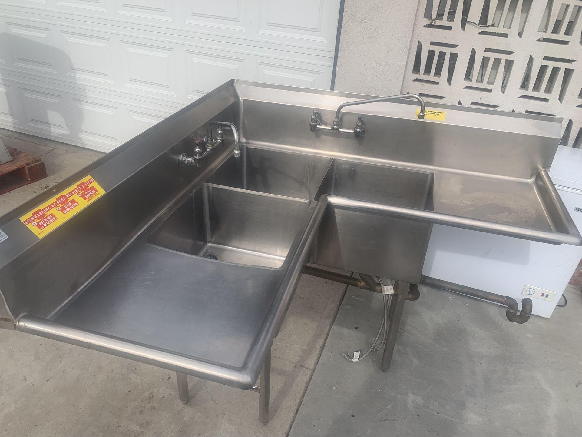 🇺🇸Restaunt, Bakery, Pizza. Catering , 3 Compartment Sink. Prep Sink.fryer.range,chairs And Tables,prep Table. Home,🇺🇸