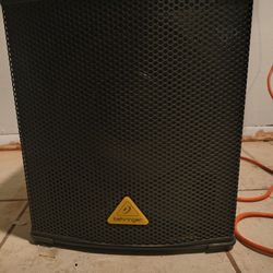 Behringer Eurolive 1200D Pro 2 Subwoofers 