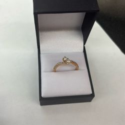 14k Yellow Gold Diamond Ring