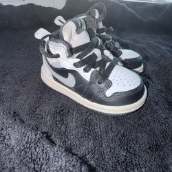 baby  jordan 1