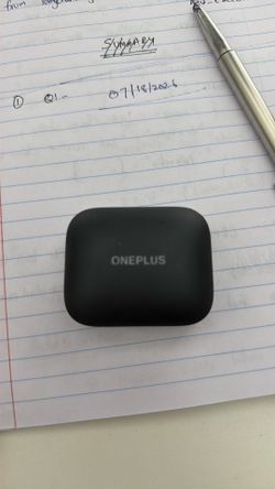 One plus pro 2 buds (similar to AirPods)