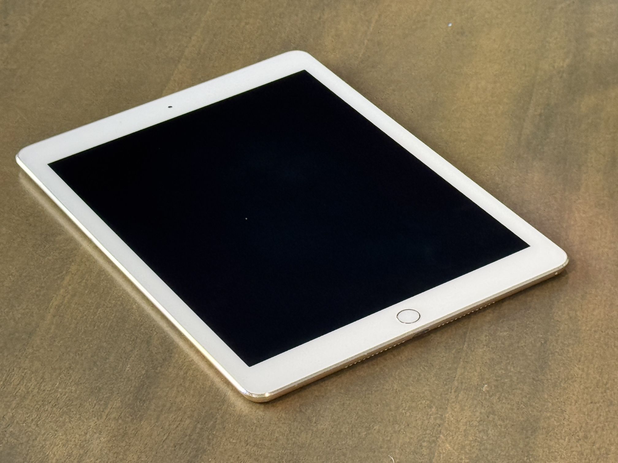 iPad Air 2, 16gb WiFi Only - Good Condition