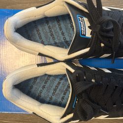 Adidas Skateboarding Campus Vulc Black/White Size 8 1/2 for Sale in West Hollywood, CA - OfferUp Adidas Skateboarding Campus Vulc Black/White Size 8 1/2 for Sale in West Hollywood, CA - OfferUp
