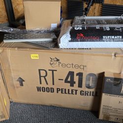 Recteq RT-410 Smoker w/ Accessories 