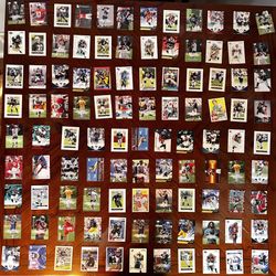 NFL Football Card Lot (100+ Cards) – Mixed Players/Teams – Clean Collection!