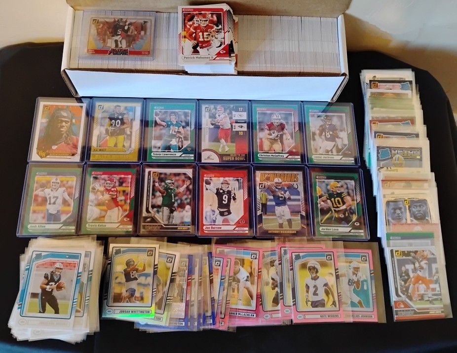 2024 Donruss Rookie/Base/Inserts lot of 850+
700 Base Cards
150+ Rookies and Inserts