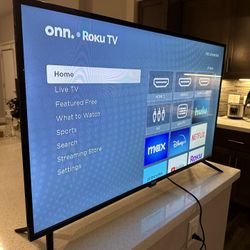 ONN Roku TV 43in