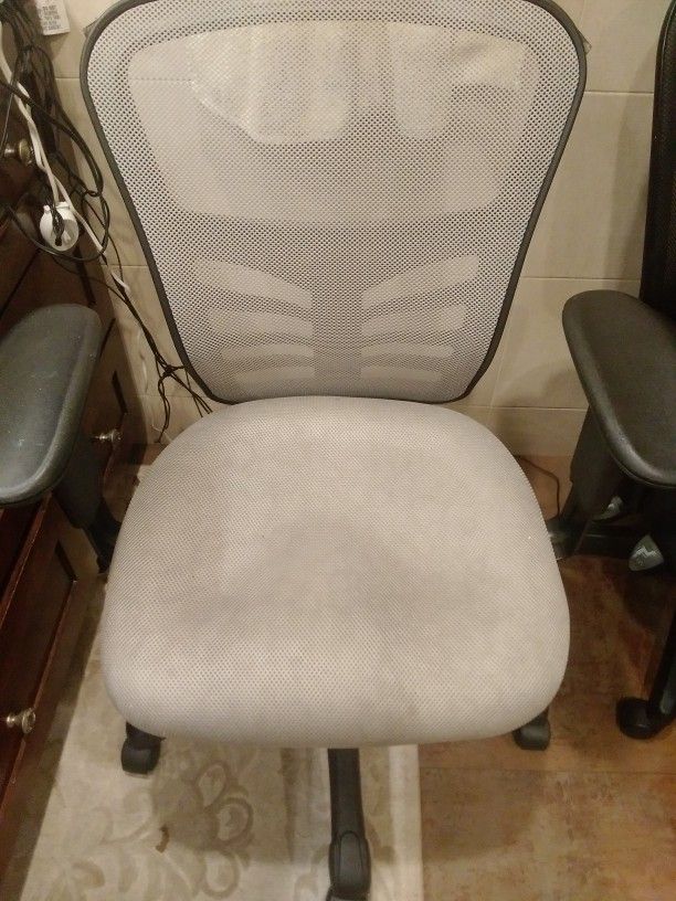 Adjustable Office Chair